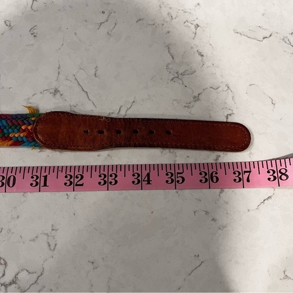 VINTAGE 90’s Multicolored Woven and Leather Belt. - Picture 9 of 10